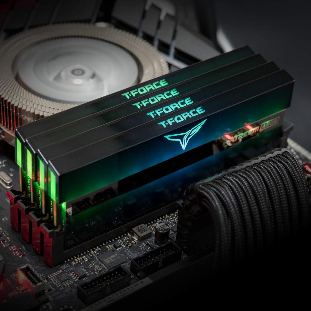 TEAMGROUP T-FORCE XTREEM ARGB 16GB (8GBX2) DDR4 3200MHZ 4 TEAMGROUP T-FORCE XTREEM ARGB 16GB (8GBX2) DDR4 3200MHZ