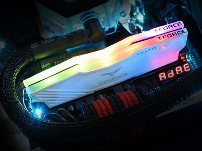 TEAMGROUP T-FORCE DELTA RGB 32GB (16GBX2) DDR4 3600MHZ WHITE 4 TEAMGROUP T-FORCE DELTA RGB 32GB (16GBX2) DDR4 3600MHZ WHITE
